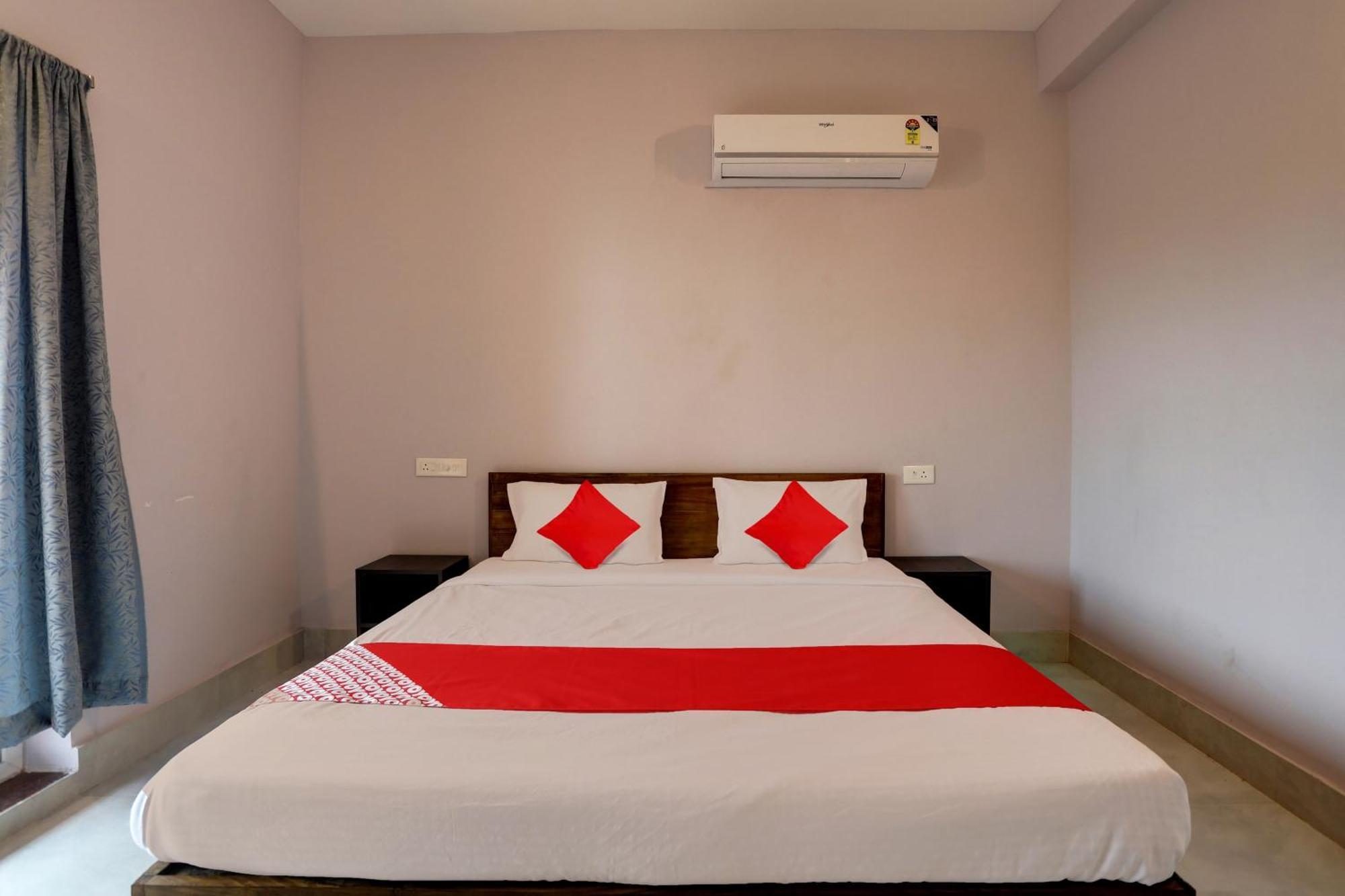 Hotel O Casa Midland Бхубанешвар Екстериор снимка